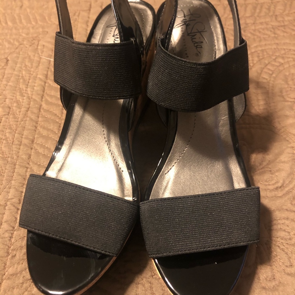 Life Stride Black Espadrille Sandals Sz 8